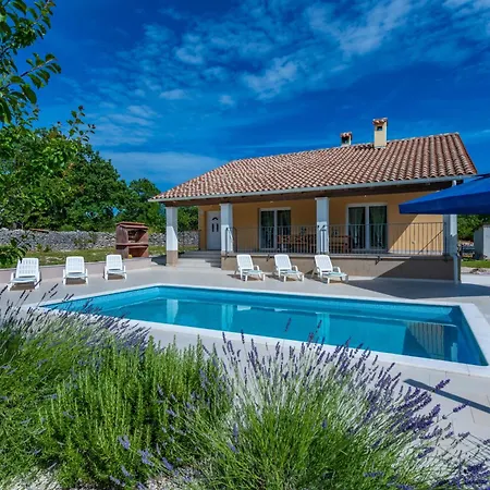 Antonia, A Beautiful Pool In A Large 1900 Sqm Garden *